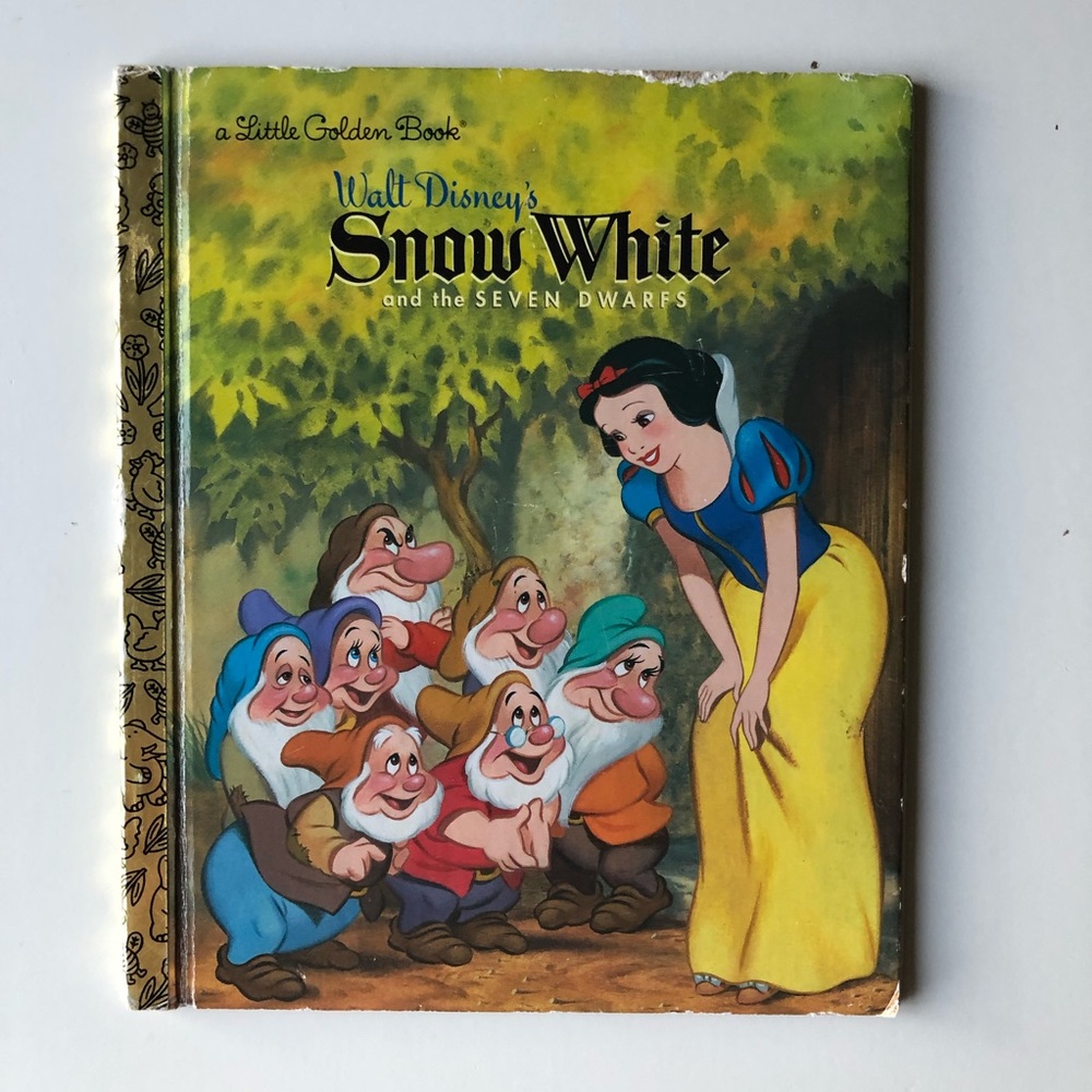Little Golden book . Snow White